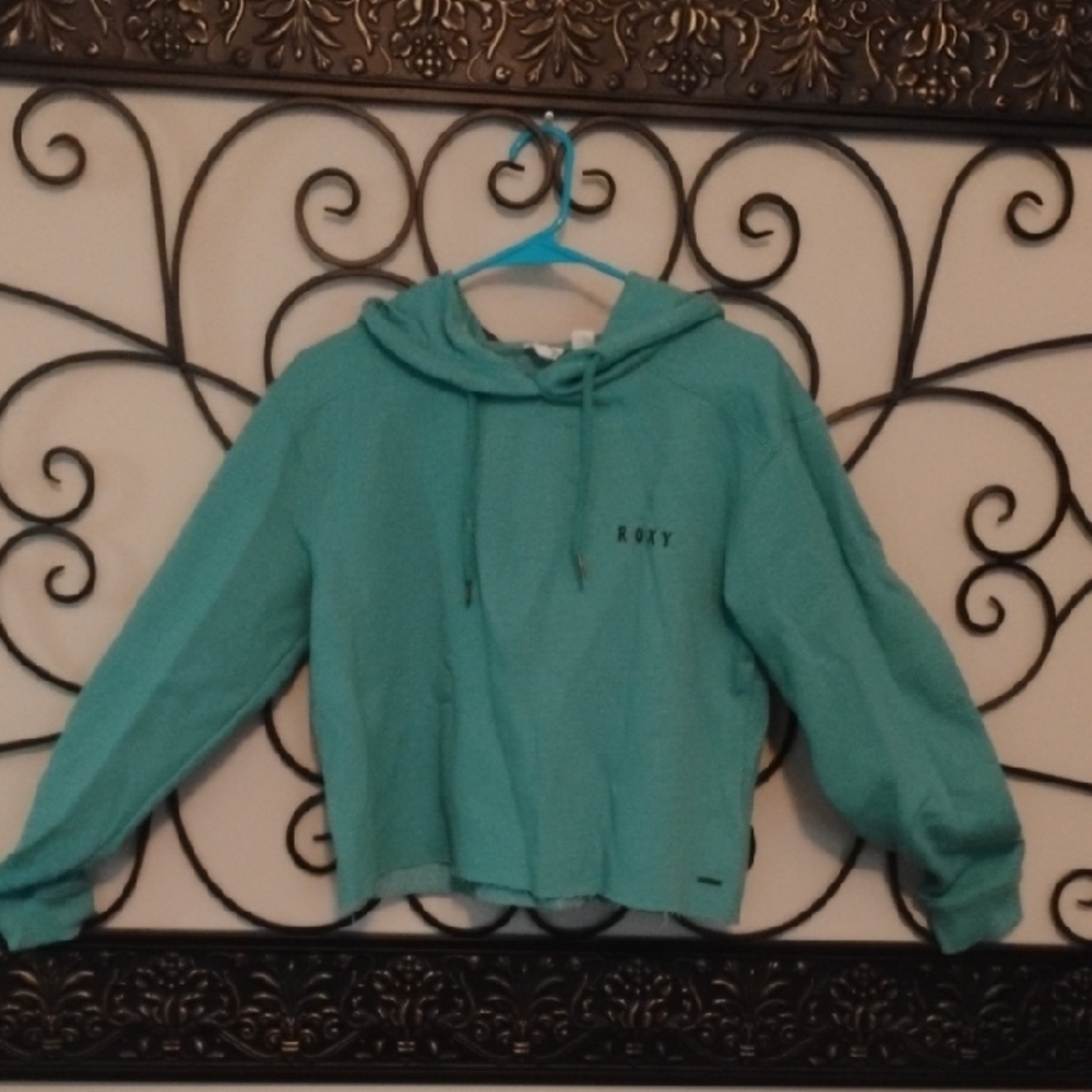 Roxy Green Turtleneck Sweater Cozy Style
